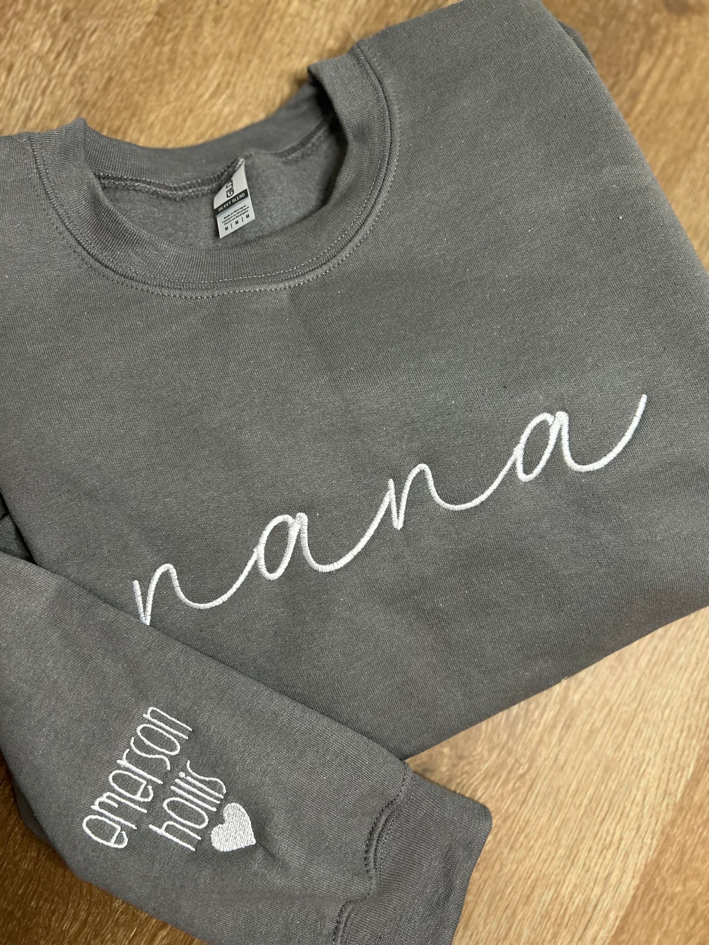 Script font Mama shirt