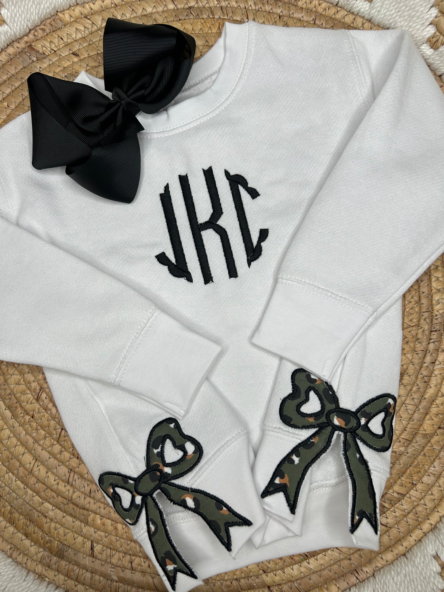 Monogram side bow sweatshirt